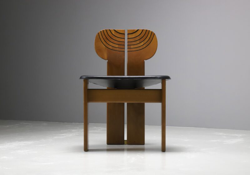 Vintage 'Africa' dining chairs by Afra & Tobia Scarpa for Maxalto Italy 1970s 1980s 1985 walnut vintage Italian design 1