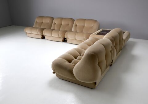 Rino Maturi 'Nuvolone' modular sofa for Mimo Padova Italy 1970s vintage Italian design seating group 1