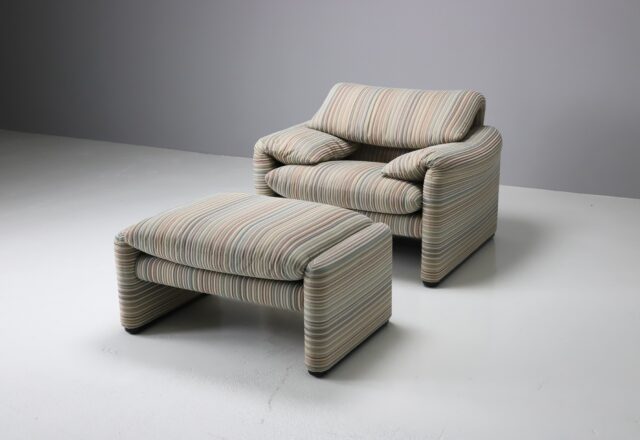 Vico Magistretti vintage Maralunga lounge chair with ottoman for Cassina in striped fabric Italy 1970s 1980s 1