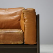 2 seat 'Bastiano' sofa by Tobia Scarpa for Gavina in walnut & cognac leather 1970s Italian design 3