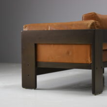 2 seat 'Bastiano' sofa by Tobia Scarpa for Gavina in walnut & cognac leather 1970s Italian design 4