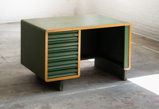 Rationalist Italian writing desk 1940s rare vintage design - Stijn Doors 1