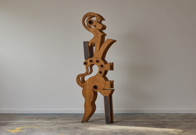 Mario Giovanetti large abstract sculpture in oak and metal Italy ca.1970 1