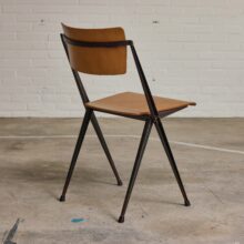 Wim Rietveld set of 8 Pyramid dining chairs for Ahrend de Cirkel 1960 vintage Dutch design 4