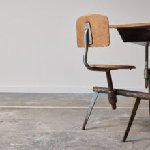 Jean Prouvé Pupitre monoplace réglable n° 800 for Ateliers Jean Prouve in 1952 school desk 10