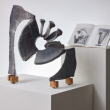 Simon Benetton abstract sculpture in metal Italy 1971 1970s 9