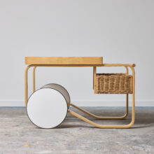 Vintage trolley model 900 by Alvar Aalto for Artek 1970s 3 Vintage trolley model 900 by Alvar Aalto for Artek 1970s 3