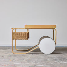 Vintage trolley model 900 by Alvar Aalto for Artek 1970s 4 Vintage trolley model 900 by Alvar Aalto for Artek 1970s 4