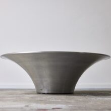 Alien coffee table by Yasuhiro Shito in stainless steel for Cattelan Italia 1990s 2000s Space Age 4